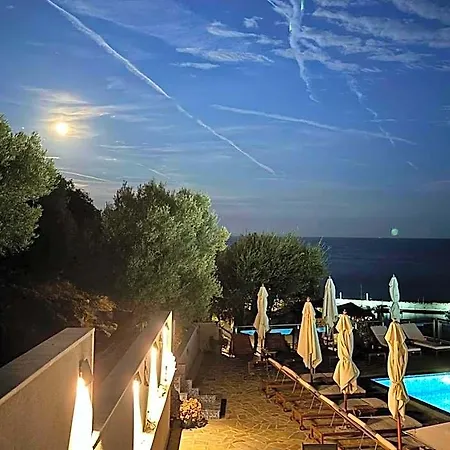 Thea 3* Sarti